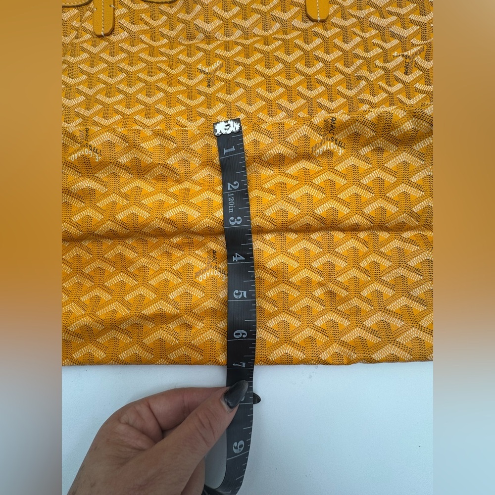 Goyard St Louis GM Yellow Snoopy Marquage Tote w/ Pochette & Dust Bag - Picture 9 of 17